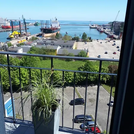 Centrum Z Pieknym Widokiem Na Morze I Balkonem 9 Pietro Przy Sea Towers Apartment